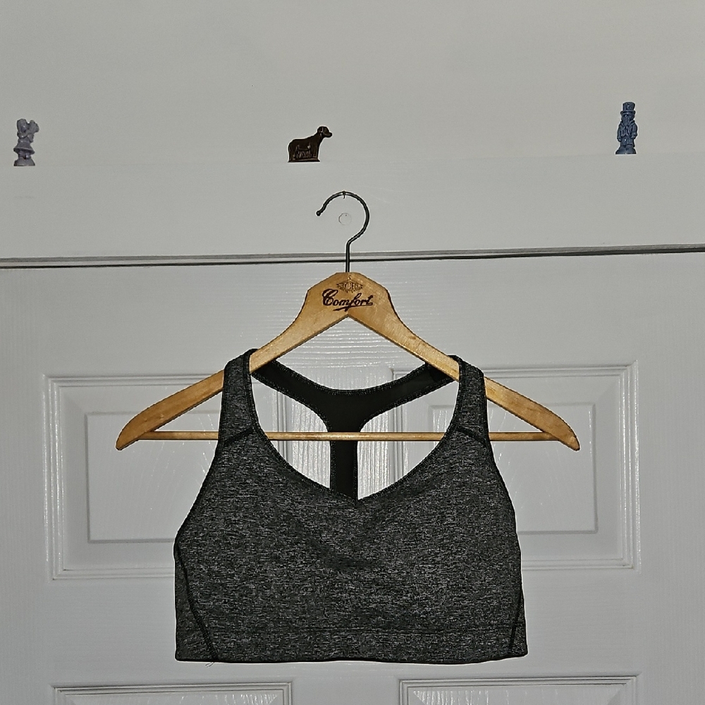 Victoria's Secret VSX Sport Heathered Gray Racerback Bra